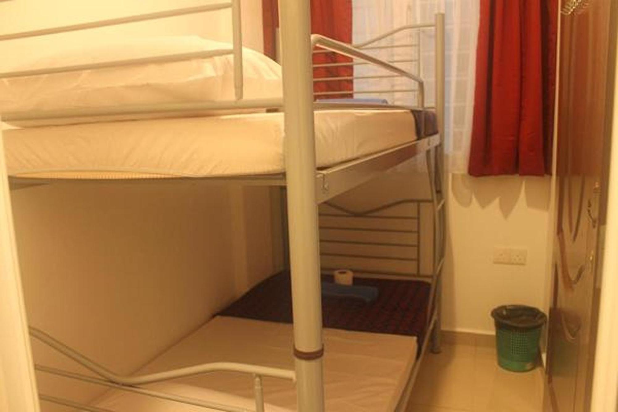 Ros Heritage Motel George Town Bagian luar foto