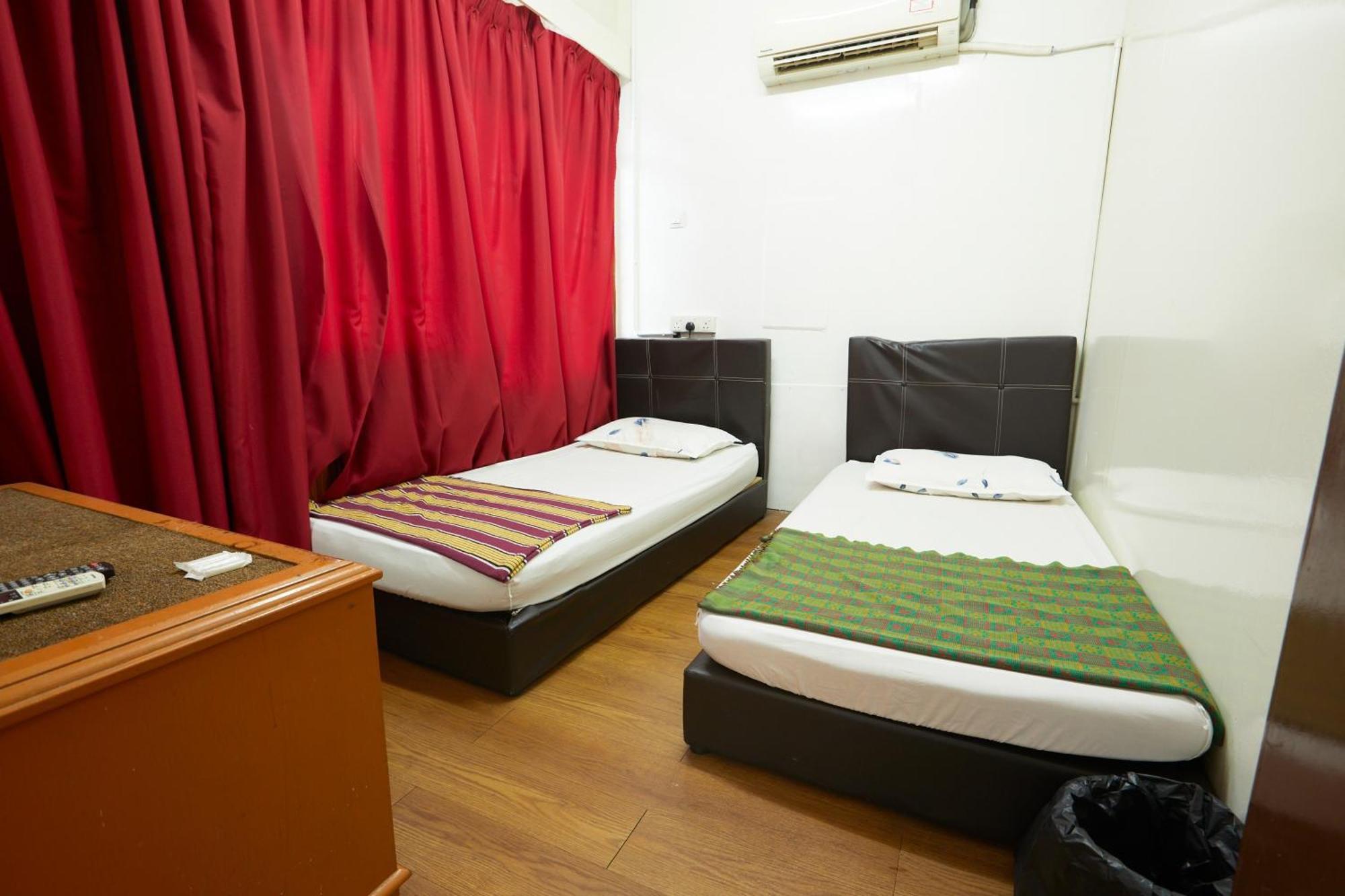 Ros Heritage Motel George Town Bagian luar foto