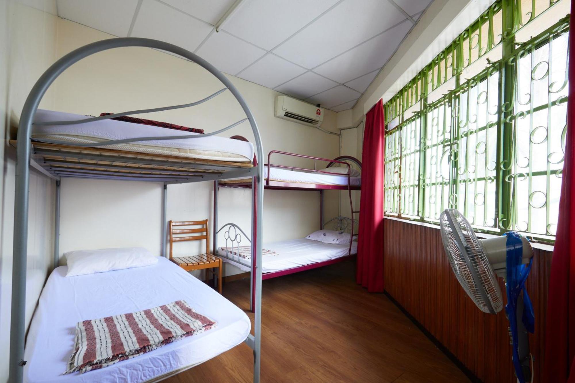 Ros Heritage Motel George Town Bagian luar foto