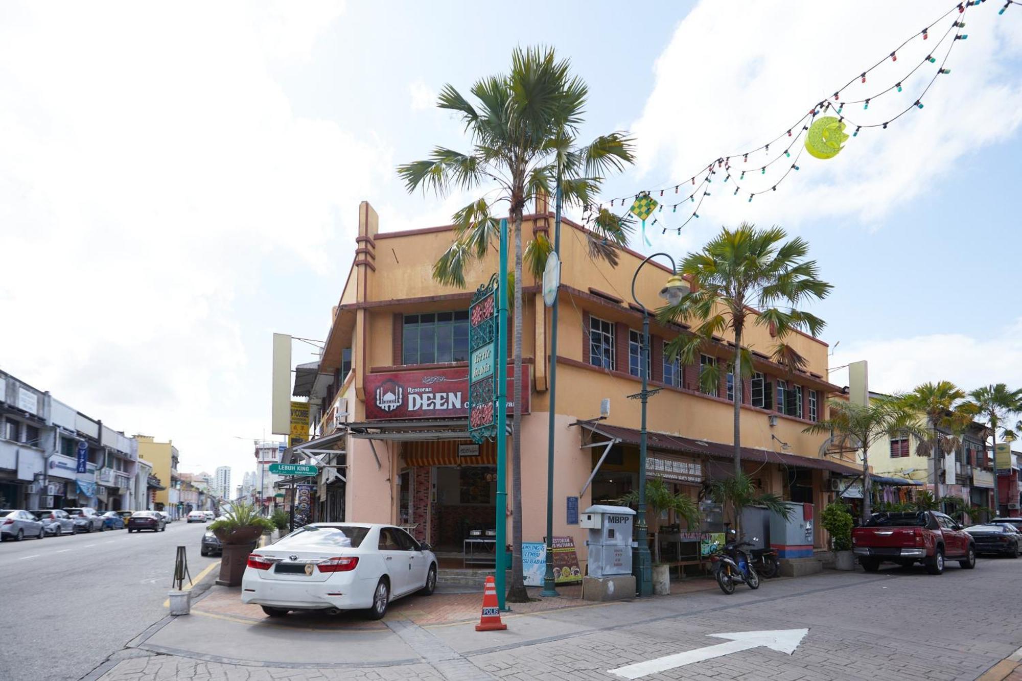 Ros Heritage Motel George Town Bagian luar foto