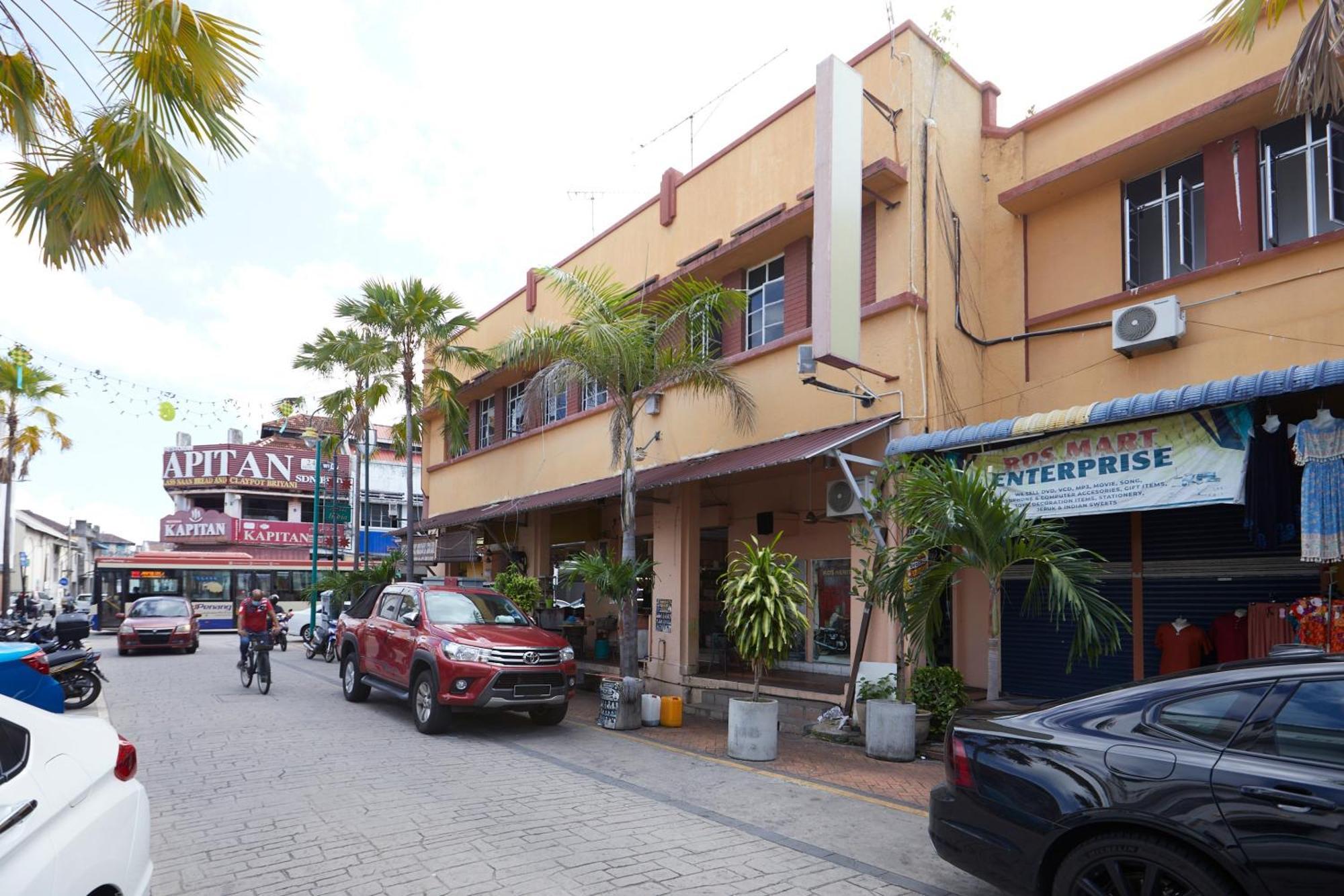 Ros Heritage Motel George Town Bagian luar foto
